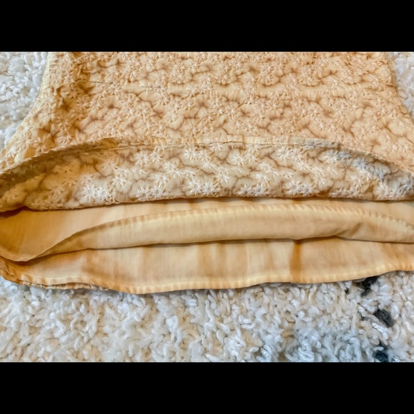 SOLD Vintage Liz & Co Pastel Embroidered Sleeveless Top - Picture 6 of 9